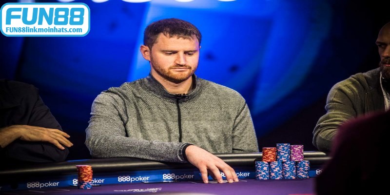 David Peters đã củng cố vị thế vững chắc trong cộng đồng Poker