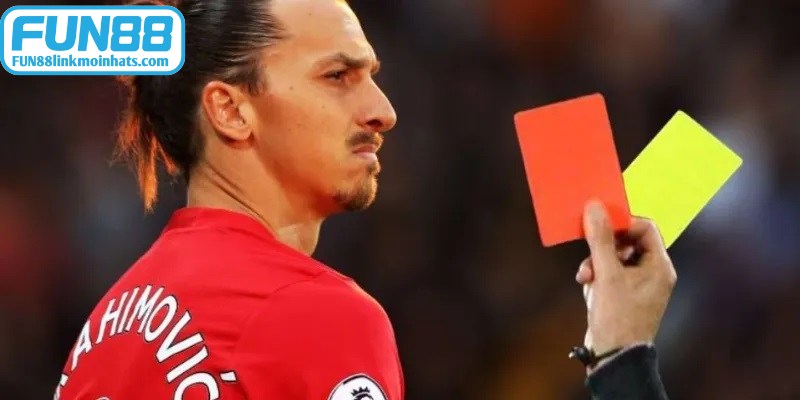 Cược chấp thẻ phạt châu Á rất được ưa chuộng thời điểm hiện tại